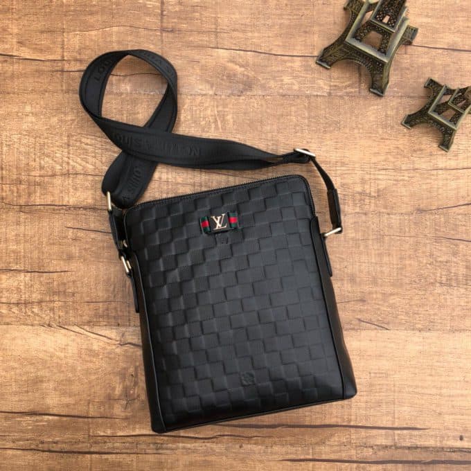 ルイヴィトンバッグコピー 定番人気2021新品 Louis Vuitton メンズ ショルダーバッグ - 画像 (3)