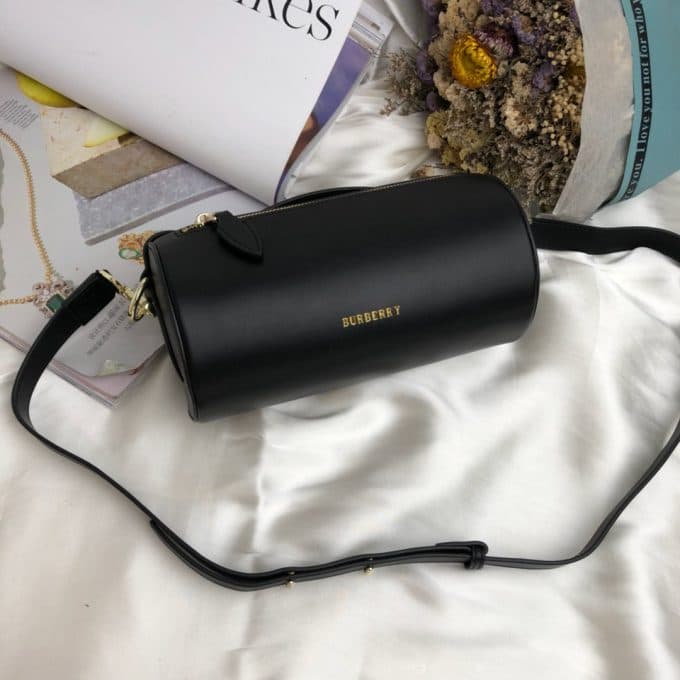 2019秋冬注目度NO.1バーバリー(BURBERRY)☆レディース ショルダーバッグコピー☆特別価格にて販売!!アイテム続々追加中♪♪♪