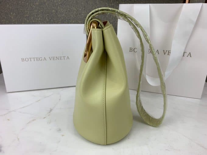 2019秋冬定番商品ボッテガヴェネタ(Bottega Veneta)☆レディース バケツバッグコピー☆爆発人気商品!数量限定発表★♫♪ - 画像 (4)