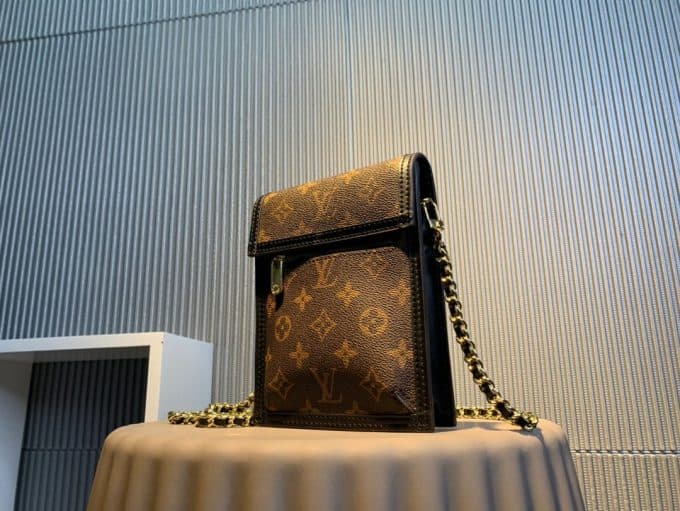 ルイヴィトンバッグコピー 定番人気2020新品 Louis Vuitton レディース ショルダーバッグ - 画像 (3)