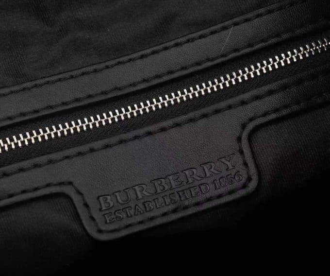 バーバリーバッグコピー 大人気2021新品 BURBERRY 男女兼用 バックパック - 画像 (9)