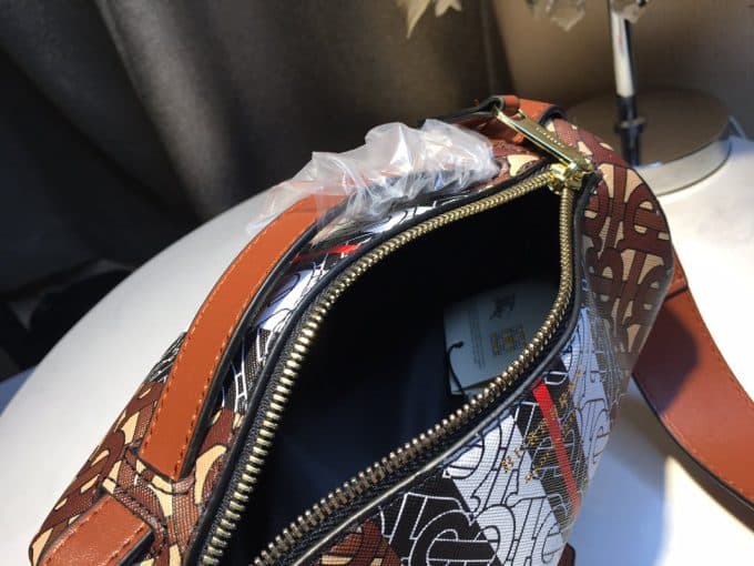 2019大人気爆発バーバリー(BURBERRY)☆レディース ショルダーバッグコピー☆人気商品今流行り欠かせない存在☆★ - 画像 (9)
