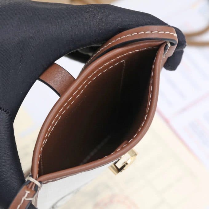 バーバリーバッグコピー 2022新品注目度NO.1 BURBERRY 男女兼用 携帯 電話 バッグ - 画像 (8)