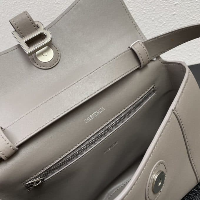 バレンシアガバッグコピー 定番人気2022新品 BALENCIAGAレディース ショルダーバッグ - 画像 (7)