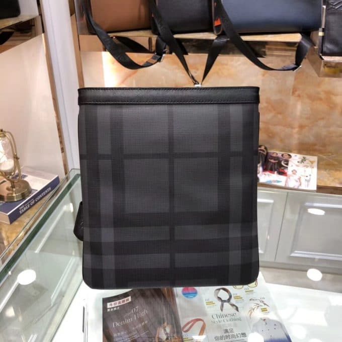 バーバリーバッグコピー 2021新品注目度NO.1 BURBERRY メンズ ショルダーバッグ