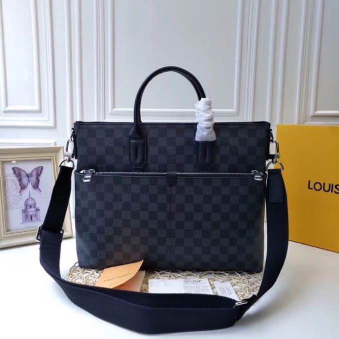ルイヴィトンバッグコピー 2021新品注目度NO.1 Louis Vuitton メンズ ブリーフケース