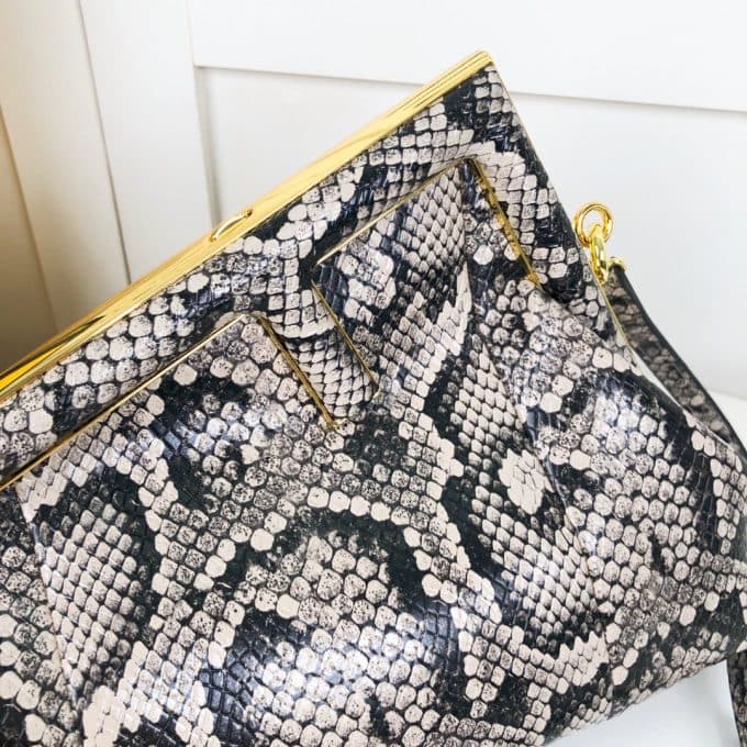 フェンディバッグコピー 大人気2022新品 FENDI レディース ショルダーバッグ - 画像 (4)