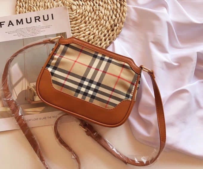 2019大人気爆発バーバリー(BURBERRY)☆レディース トートバッグコピー☆人気商品今流行り欠かせない存在☆★ - 画像 (6)