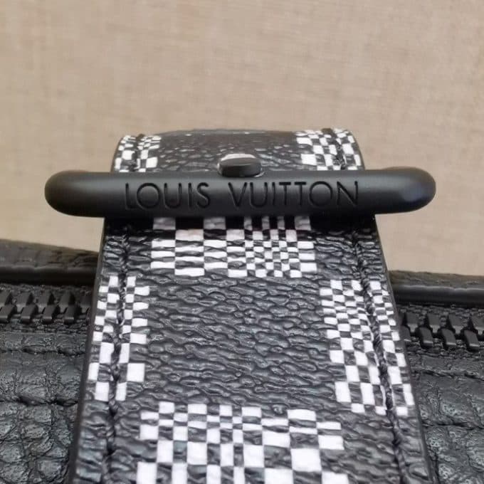 ルイヴィトンバッグコピー 定番人気2021新品 Louis Vuitton メンズ ショルダーバッグ - 画像 (7)