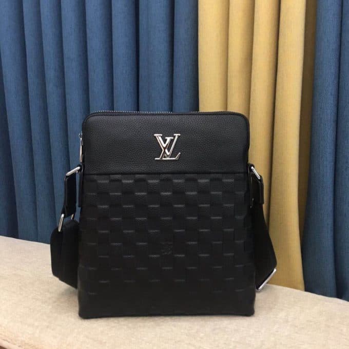 ルイヴィトンバッグコピー 定番人気2021新品 Louis Vuitton メンズ ショルダーバッグ