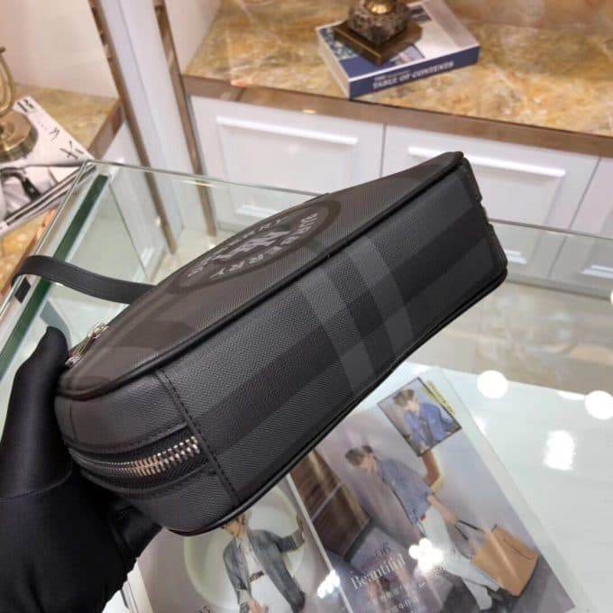 バーバリーバッグコピー 2021新品注目度NO.1 BURBERRY メンズ ショルダーバッグ - 画像 (4)