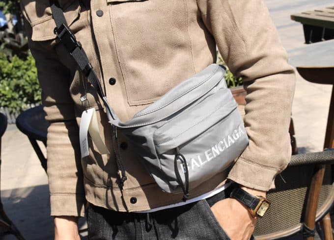 バレンシアガバッグコピー 定番人気2021新品 BALENCIAGA 男女兼用 ボディバッグ - 画像 (3)