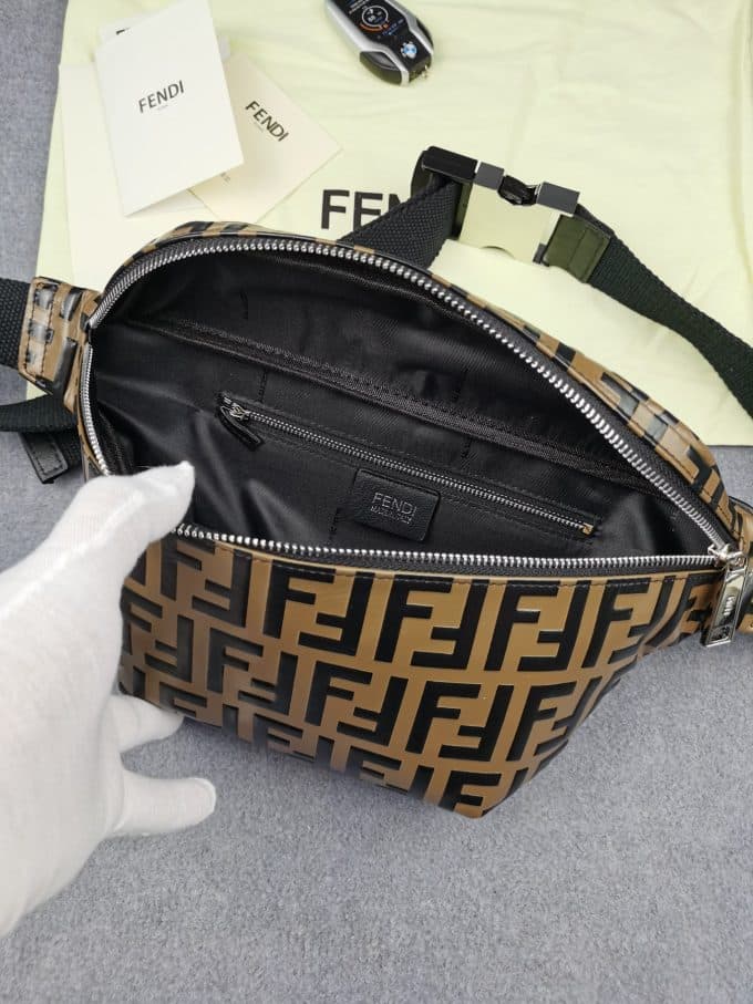 フェンディバッグコピー 2021新品注目度NO.1 FENDI メンズ ボディバッグ - 画像 (8)