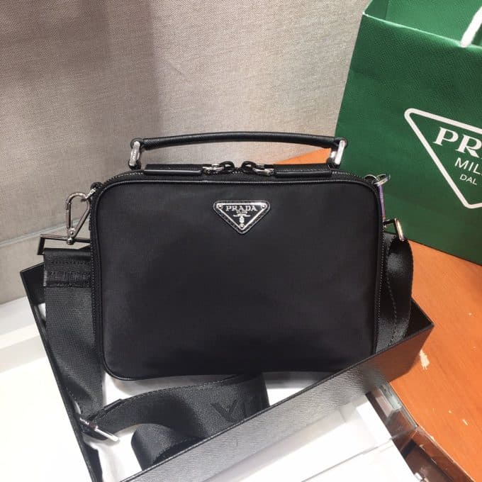 プラダバッグコピー 2021新品注目度NO.1 PRADA メンズ ショルダーバッグ
