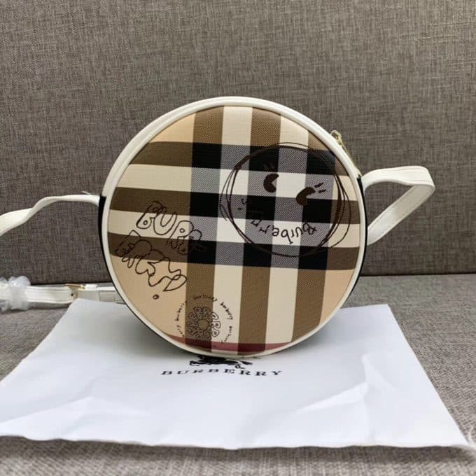 2019大人気爆発バーバリー(BURBERRY)☆レディース ショルダーバッグコピー☆人気商品今流行り欠かせない存在☆★ - 画像 (2)