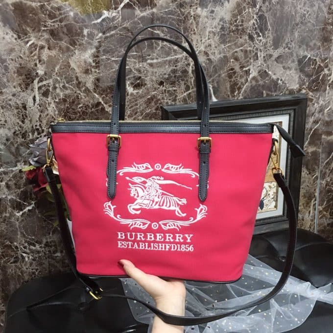 2019大人気爆発バーバリー(BURBERRY)☆レディース トートバッグコピー☆人気商品今流行り欠かせない存在☆★ - 画像 (6)