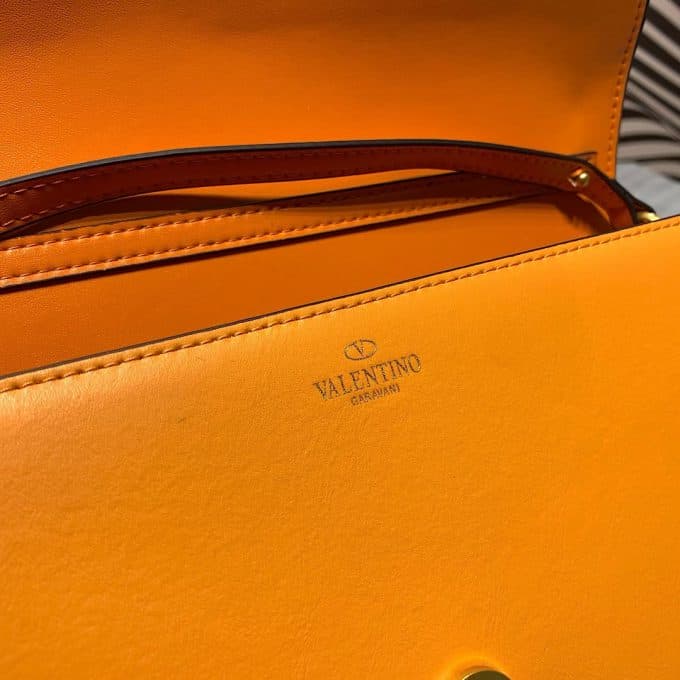 ヴァレンティノバッグコピー 2022新品注目度NO.1 Valentino レディース ショルダーバッグ - 画像 (8)