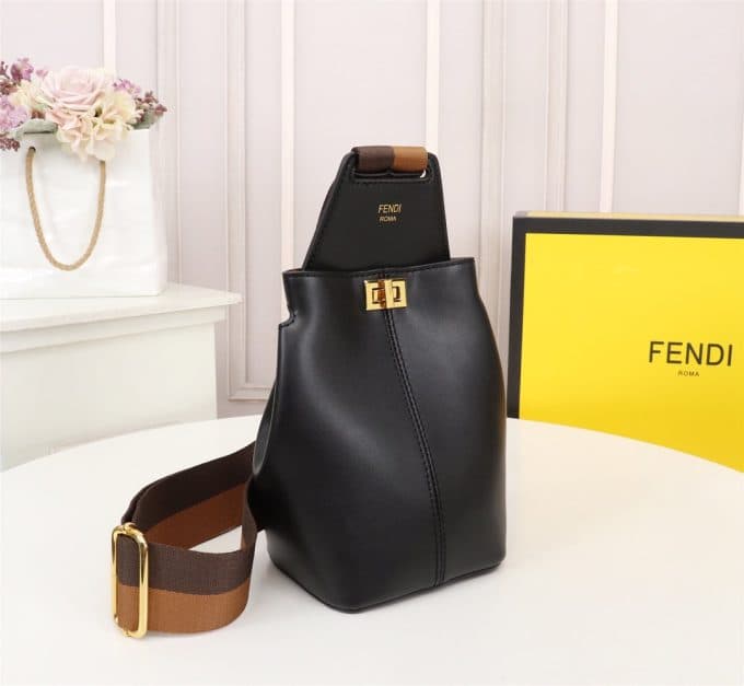 フェンディバッグコピー 大人気2021新品 FENDI 男女兼用 ボディバッグ - 画像 (2)