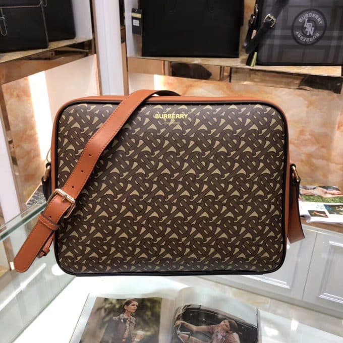 バーバリーバッグコピー 定番人気2021新品 BURBERRY メンズ ショルダーバッグ