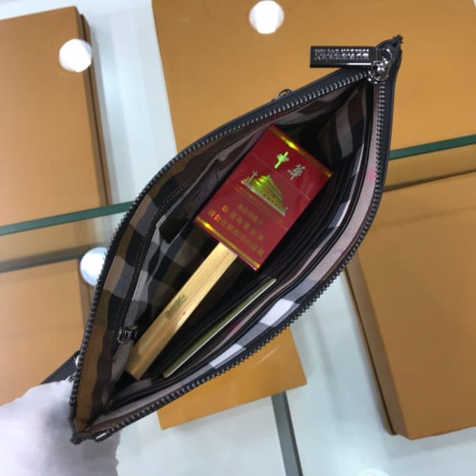 バーバリーバッグコピー 2021新品注目度NO.1 BURBERRY メンズ セカンドバッグ - 画像 (8)