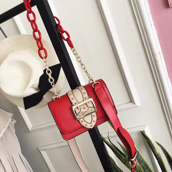 2019人気新作バーバリー(BURBERRY)☆レディース ショルダーバッグコピー☆どんなアイテムとも相性がいい！絶賛発売中！！ - 画像 (2)
