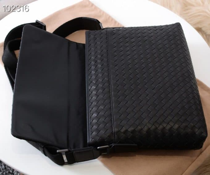 ボッテガヴェネタバッグコピー 大人気2021新品 Bottega Veneta メンズ ショルダーバッグ - 画像 (6)