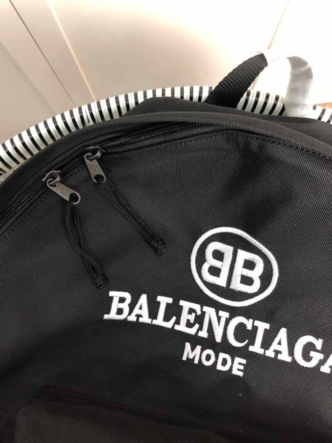 バレンシアガバッグコピー 大人気2021新品 BALENCIAGA 男女兼用 バックパック - 画像 (7)