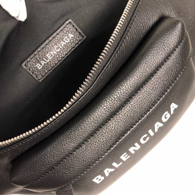 高品質 バレンシアガバッグコピー 定番人気2021新品 BALENCIAGA 男女兼用 ウエストポーチ - 画像 (9)
