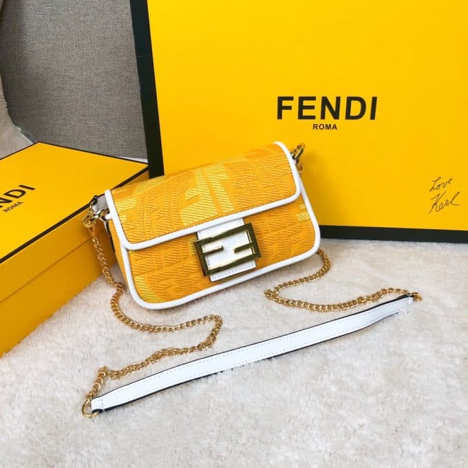フェンディバッグコピー 大人気2022新品 FENDI レディース ショルダーバッグ