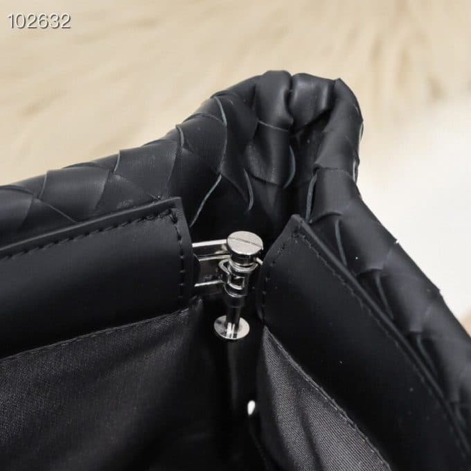 ボッテガヴェネタバッグコピー 大人気2021新品 Bottega Veneta メンズ ショルダーバッグ - 画像 (7)