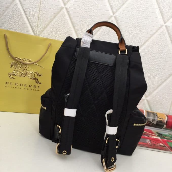 バーバリーバッグコピー 定番人気2021新品 BURBERRY 男女兼用 バックパック - 画像 (3)
