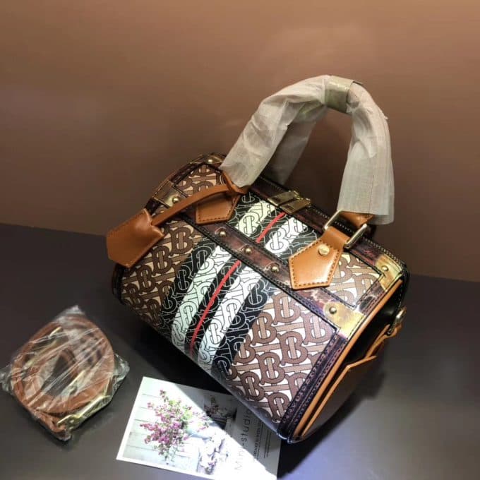 2019新作超売れ筋バーバリー(BURBERRY)☆レディース ハンドバックコピー☆効果抜群♪視線を独り占める!! - 画像 (4)