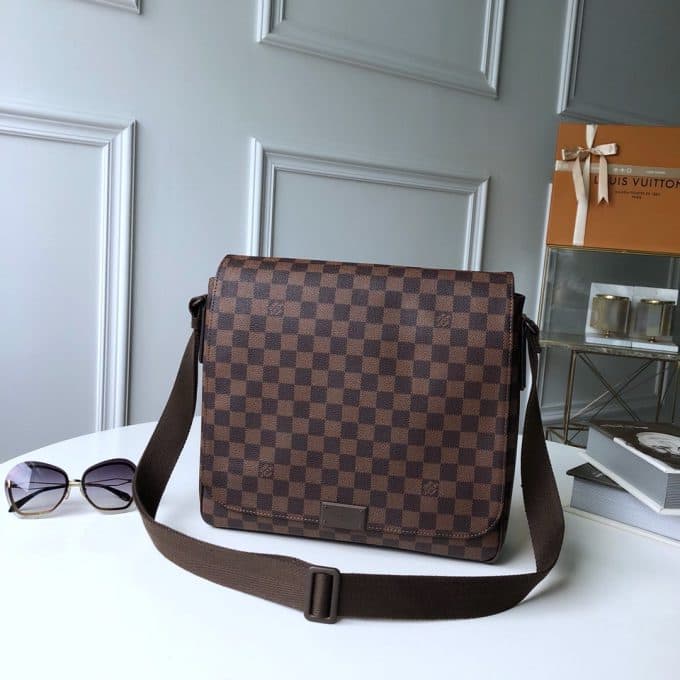 高品質ルイヴィトンバッグコピー 定番人気2021新品 Louis Vuitton メンズ ショルダーバッグ