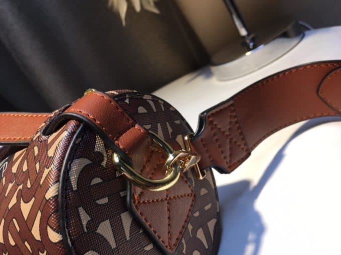 2019大人気爆発バーバリー(BURBERRY)☆レディース ショルダーバッグコピー☆人気商品今流行り欠かせない存在☆★ - 画像 (5)