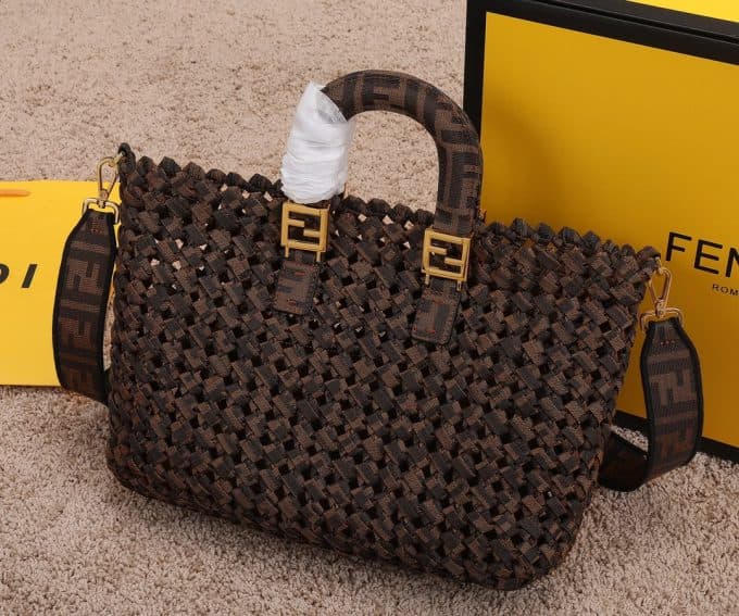 フェンディバッグコピー 2022新品注目度NO.1 FENDI レディース トートバッグ - 画像 (2)