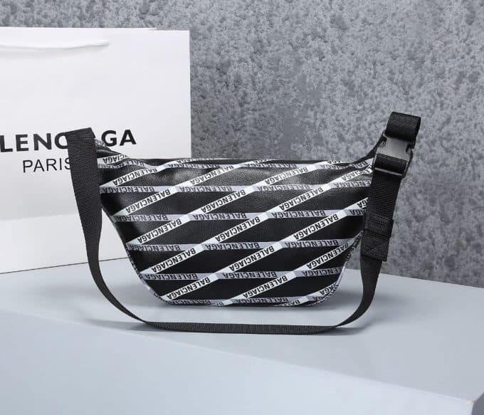 バレンシアガバッグコピー 大人気2021新品 BALENCIAGA 男女兼用 ボディバッグ - 画像 (4)