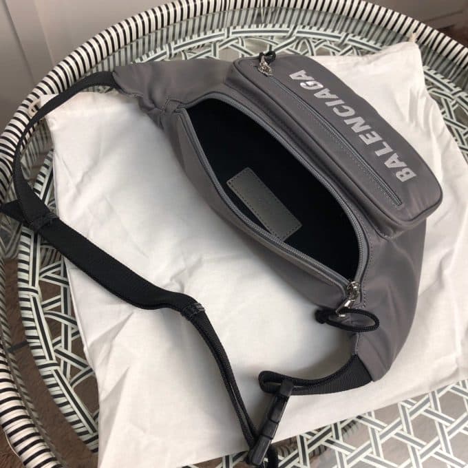 バレンシアガバッグコピー 定番人気2021新品 BALENCIAGA 男女兼用 ウエストポーチ - 画像 (7)