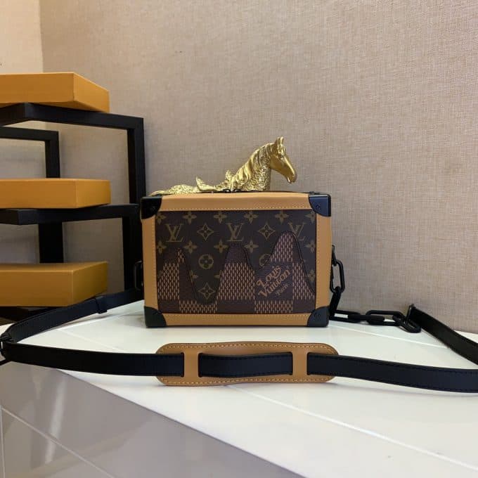 高品質ルイヴィトンバッグコピー 定番人気2021新品 Louis Vuitton メンズ ショルダーバッグ
