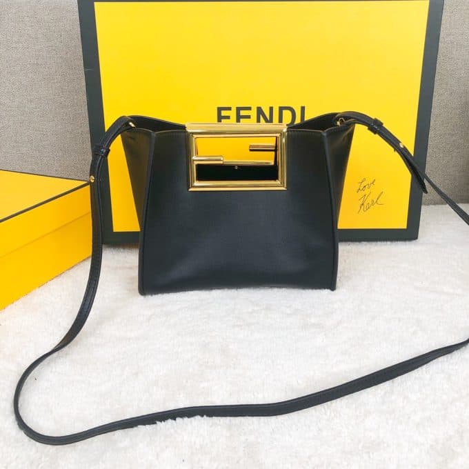 フェンディバッグコピー 定番人気2022新品 FENDI レディース ショルダーバッグ - 画像 (9)