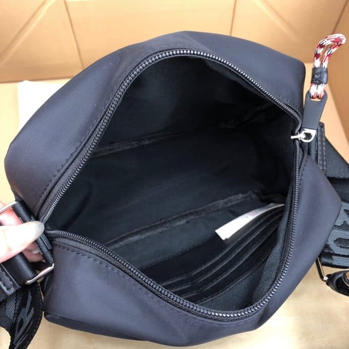 バーバリーバッグコピー 大人気2021新品 BURBERRY メンズ ショルダーバッグ - 画像 (8)