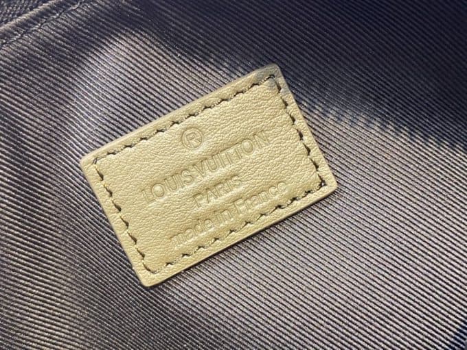 人気高級 ルイヴィトンバッグコピー 2021新品注目度NO.1 Louis Vuitton メンズ ハンドバッグ - 画像 (9)