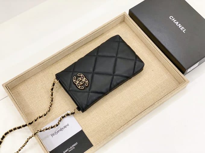 シャネルバッグコピー 大人気2021新品 CHANEL 男女兼用 携帯 電話 バッグ  2色 - 画像 (8)