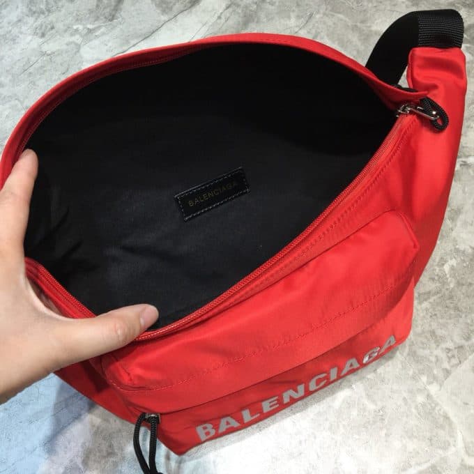 高品質 バレンシアガバッグコピー 定番人気2021新品 BALENCIAGA 男女兼用 ウエストポーチ - 画像 (6)