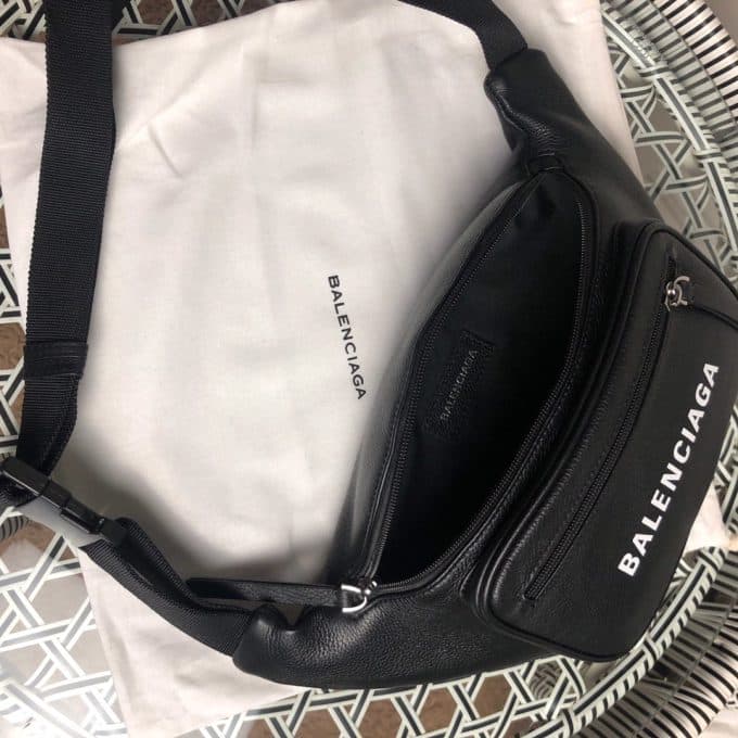 高品質 バレンシアガバッグコピー 2021新品注目度NO.1 BALENCIAGA 男女兼用 ウエストポーチ - 画像 (8)