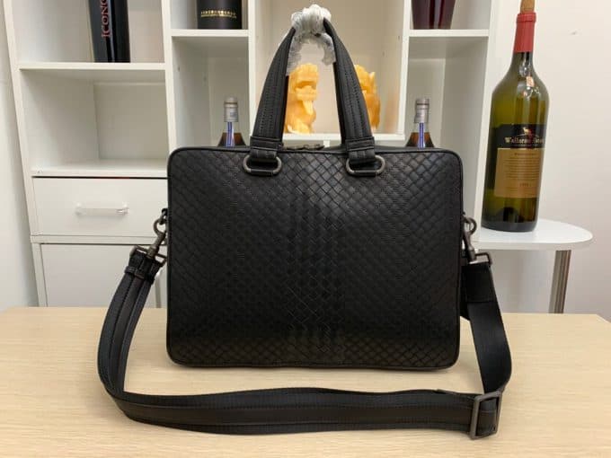 人気高級 ボッテガヴェネタバッグコピー 大人気2021新品 Bottega Veneta メンズ ブリーフケース