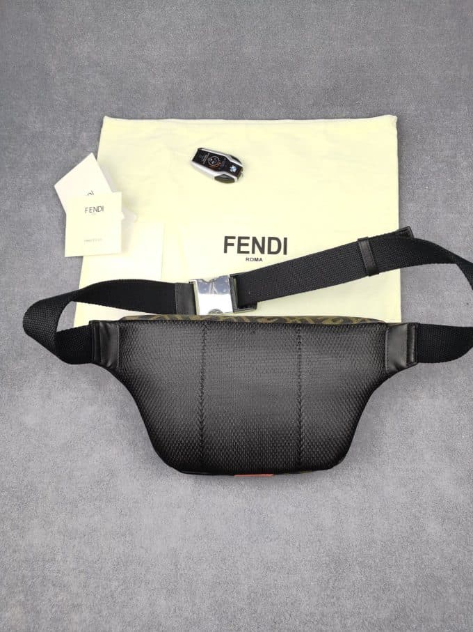 フェンディバッグコピー 定番人気2021新品 FENDI メンズ ボディバッグ - 画像 (2)