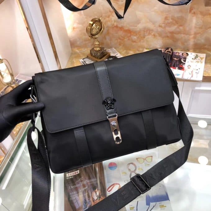 ヴェルサーチェバッグコピー 定番人気2021新品 VERSACE メンズ ショルダーバッグ - 画像 (4)