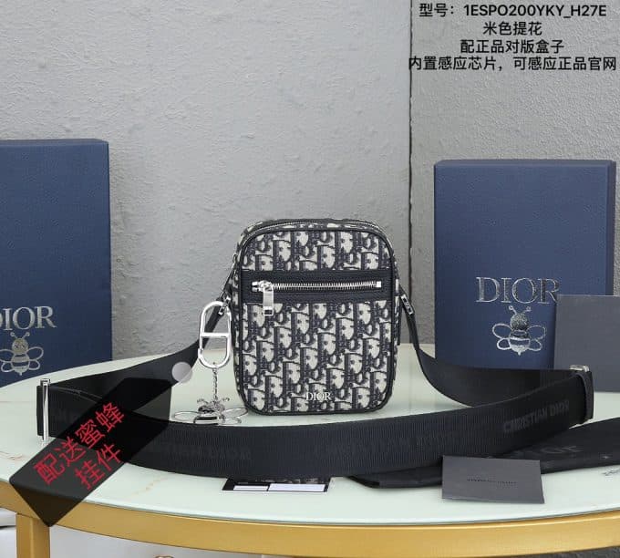 ディオールバッグコピー 2021新品注目度NO.1 Dior メンズ ショルダーバッグ