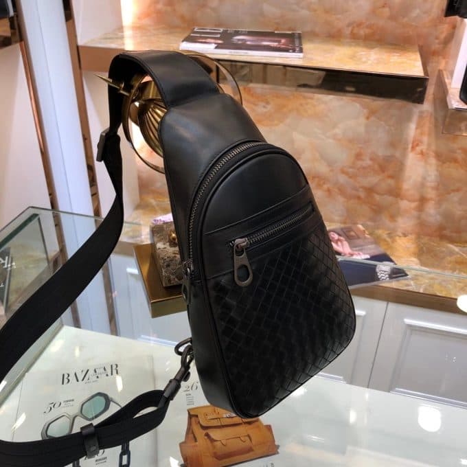 ボッテガヴェネタバッグコピー 2021新品注目度NO.1 Bottega Veneta メンズ ボディバッグ - 画像 (3)