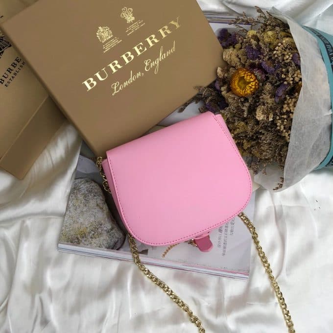 2019秋冬高品質バーバリー(BURBERRY)☆レディース ショルダーバッグコピー☆気持ちの良い触り心地♪相性抜群！ - 画像 (3)